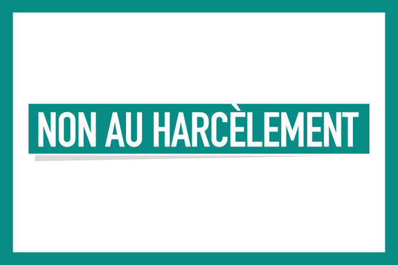 non-au-harc-lement-14509.jpg