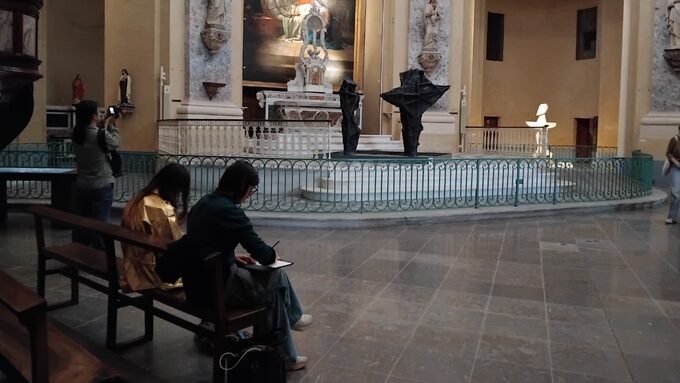 Henri-Georges Adam. Un moderne révélé exposé à la chapelle La Grave.